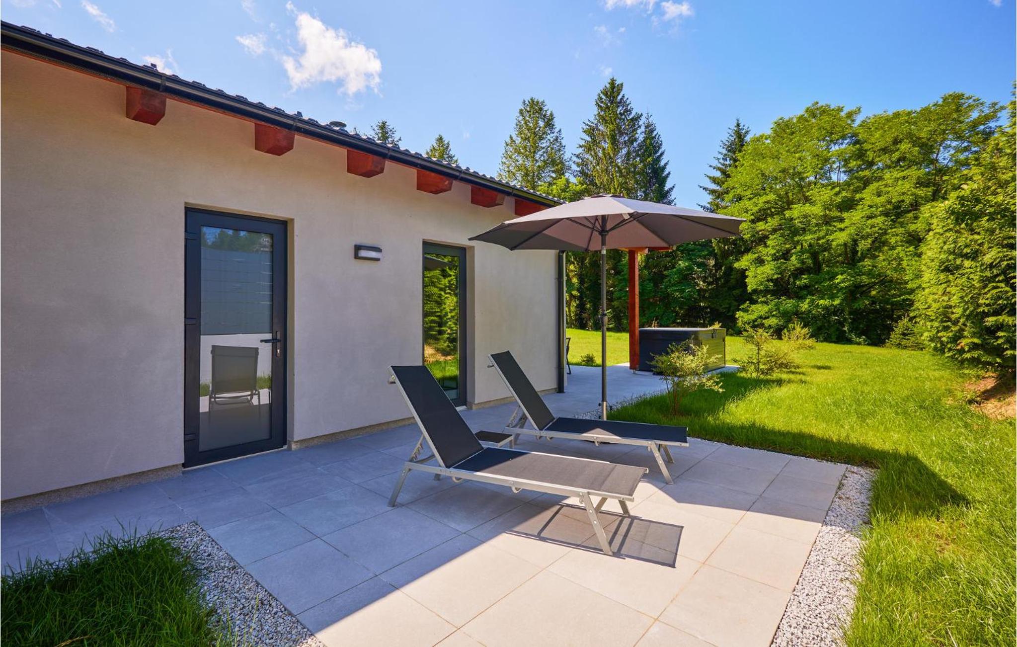 Wellness House By The Lake