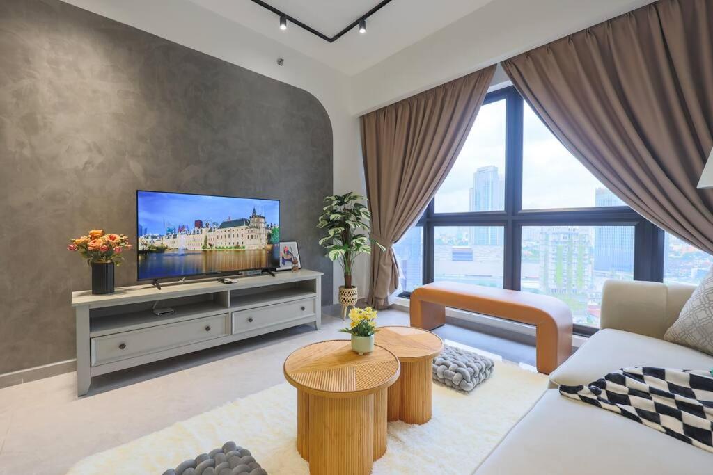 Agile Bukit Bintang 5 Star Suites 2BR TRX Pavilion