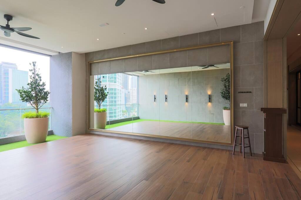Agile Bukit Bintang 5 Star Suites 2BR TRX Pavilion