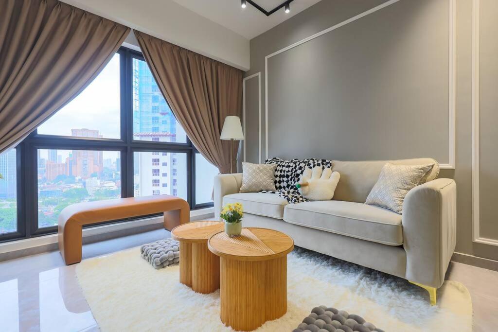 Agile Bukit Bintang 5 Star Suites 2BR TRX Pavilion