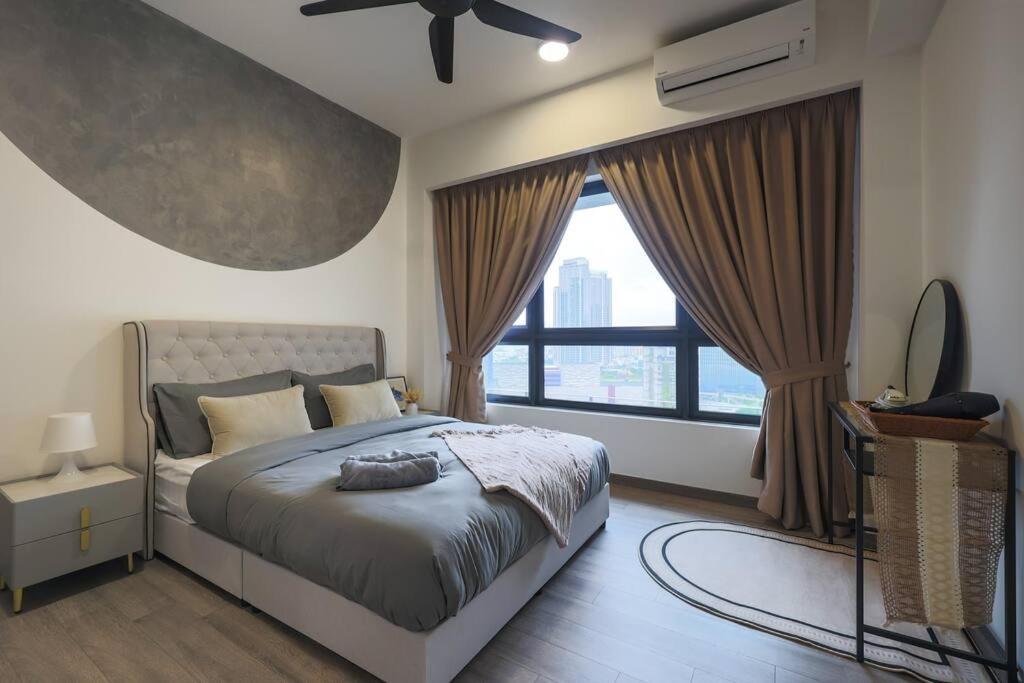 Agile Bukit Bintang 5 Star Suites 2BR TRX Pavilion