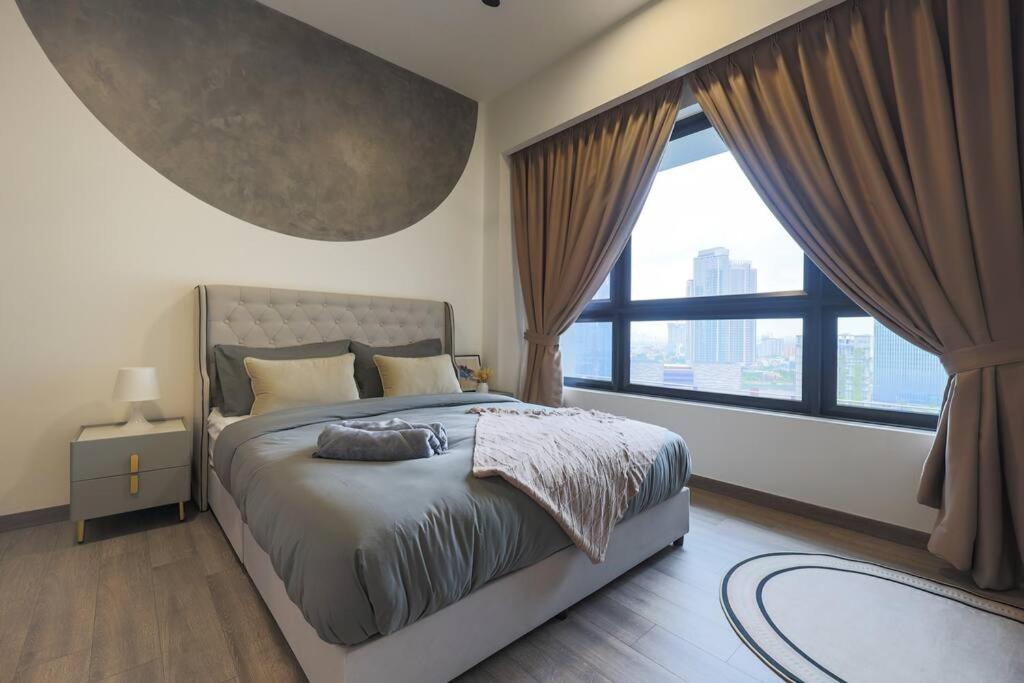 Agile Bukit Bintang 5 Star Suites 2BR TRX Pavilion