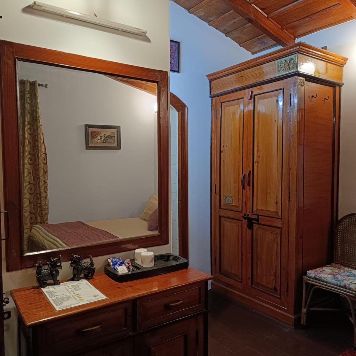 Elfin Homestay 2 BR by Homeyhuts view 3
