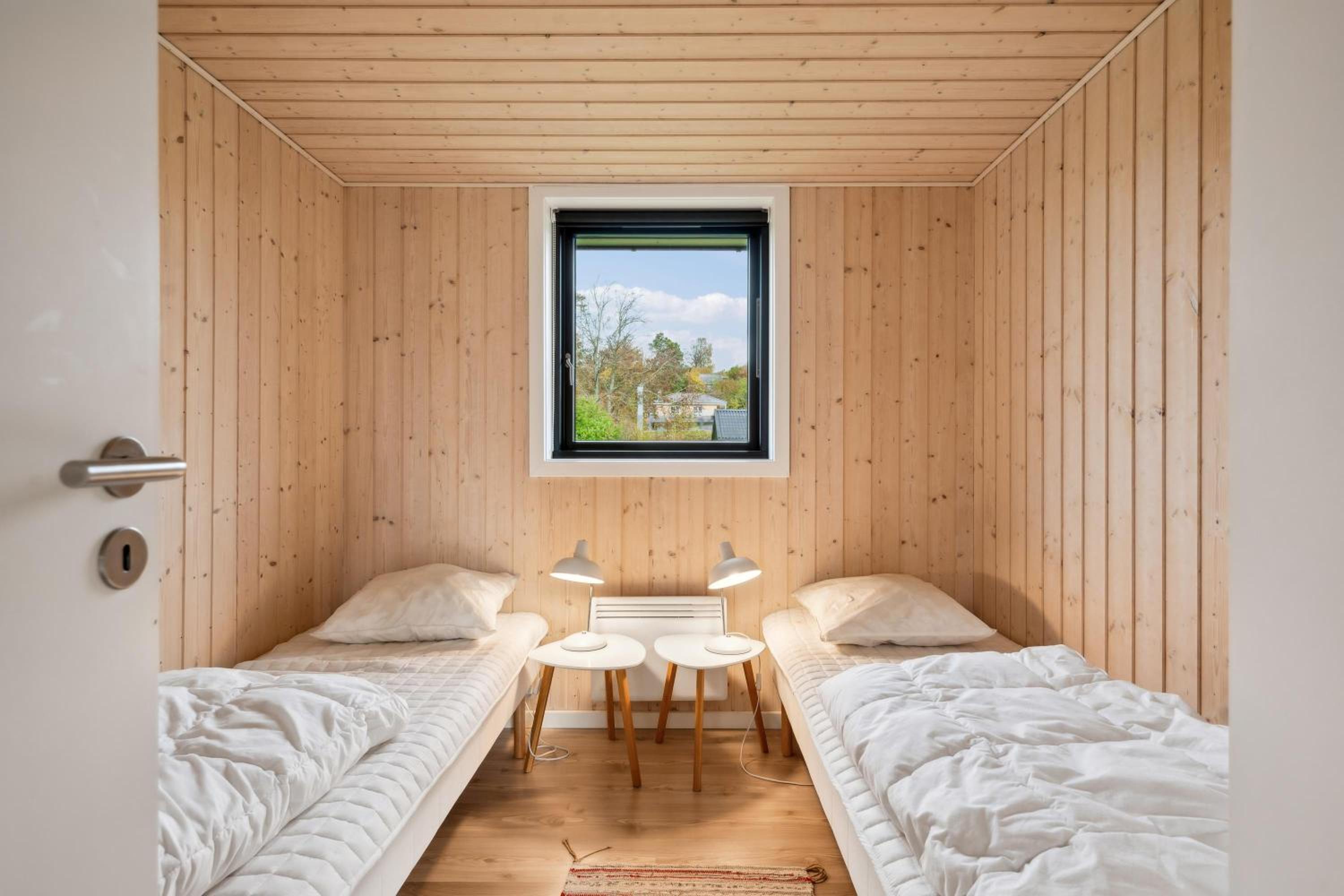 Flot Og Velholdt Hus Ved Lyngsbæk Strand