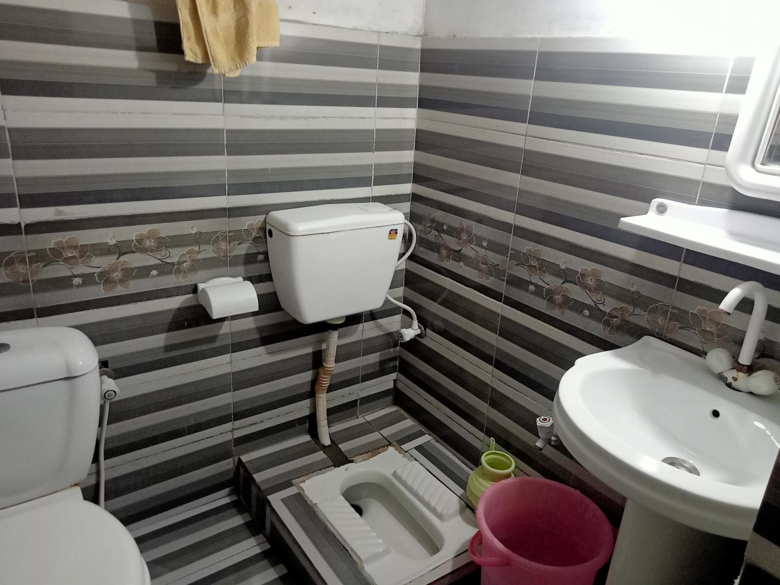 New White Rose Guest House