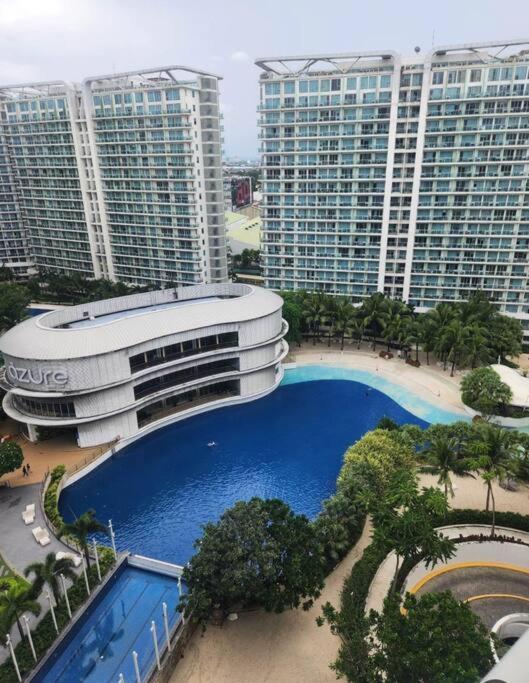 2 Bedrooms Penthouse in Azure Parañaque