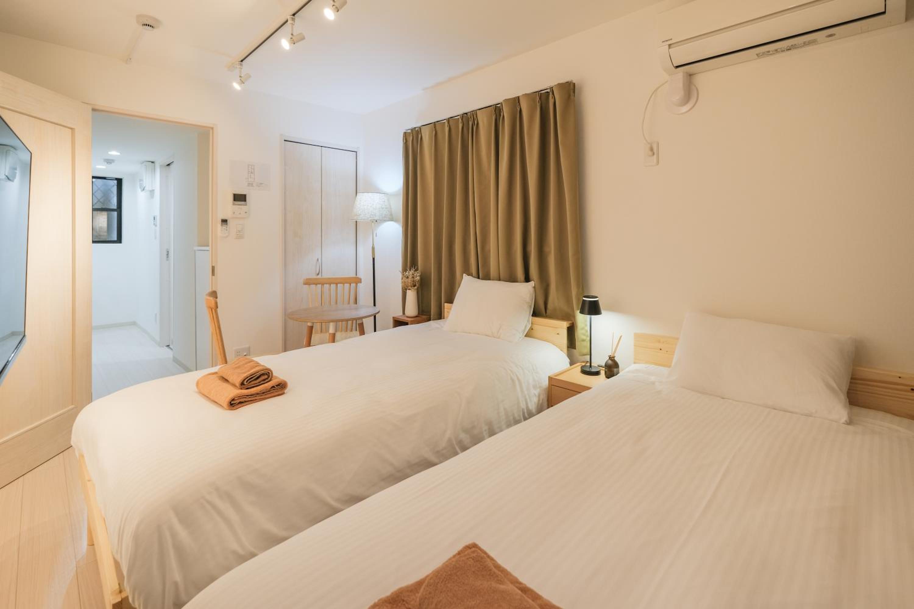 Mi-HOTEL CALM RIVERSIDE