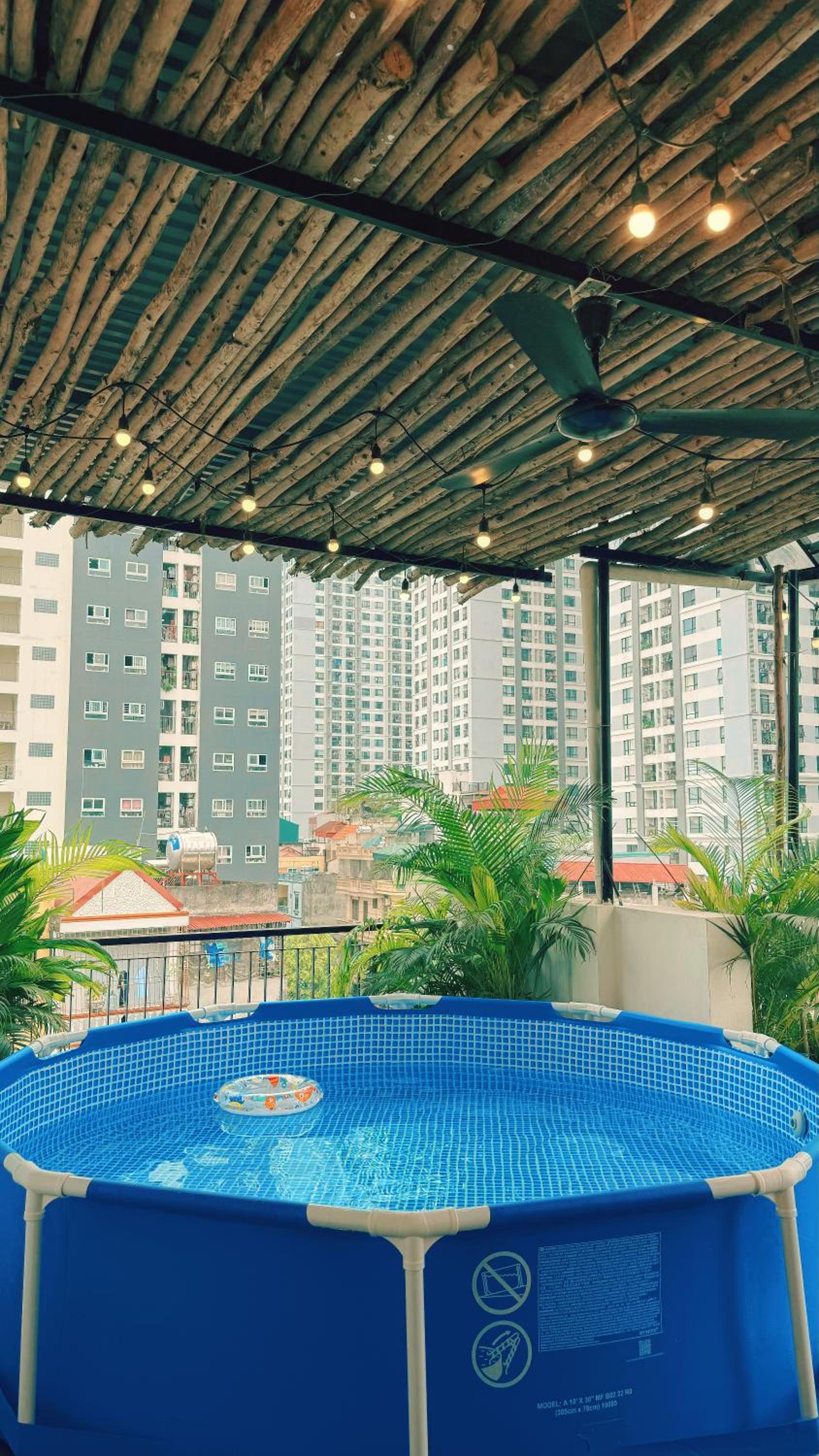 DIOR Building with JACUZZI Pool in Center