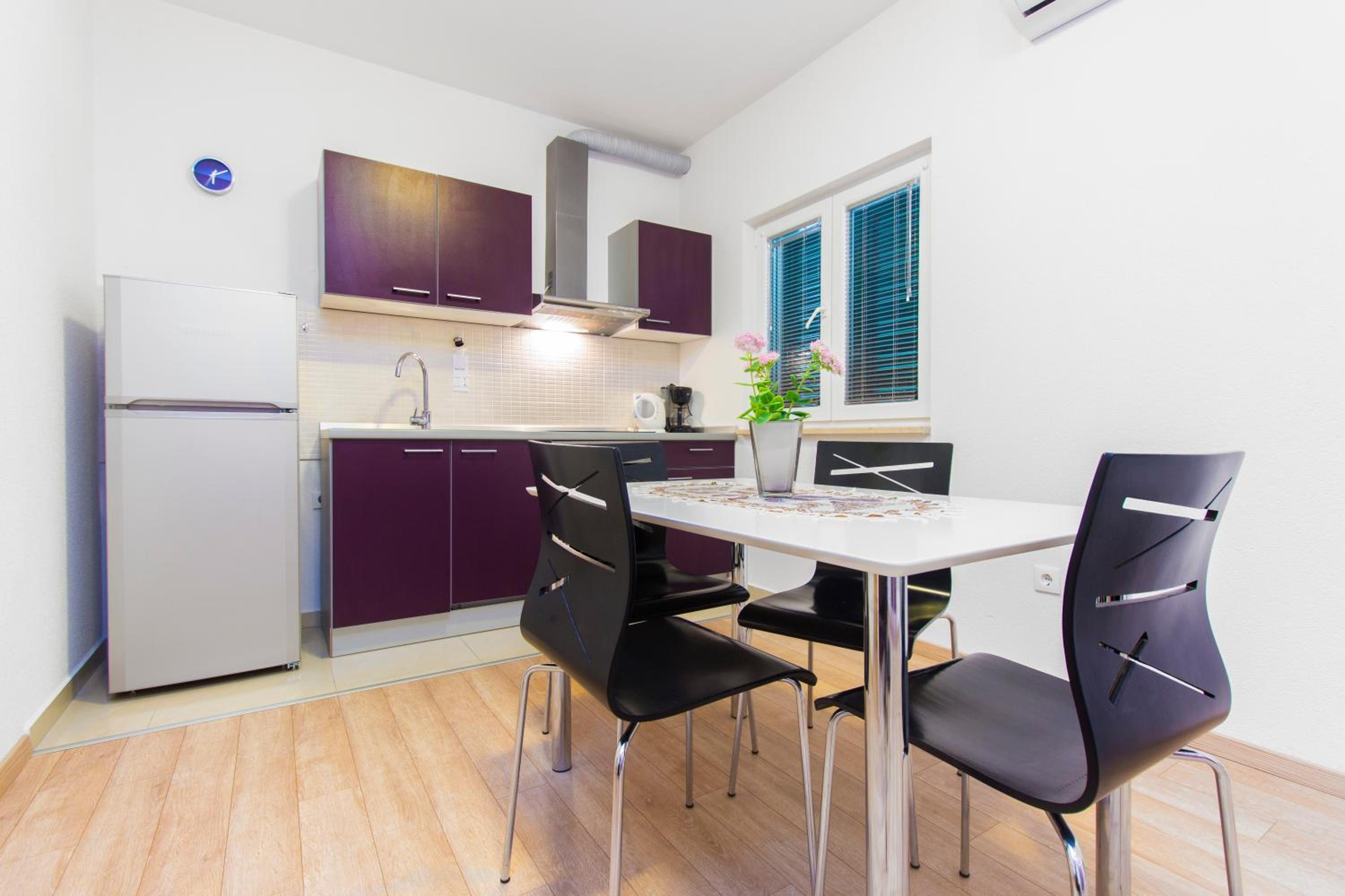 Apartments Srdarev Pencov view 2