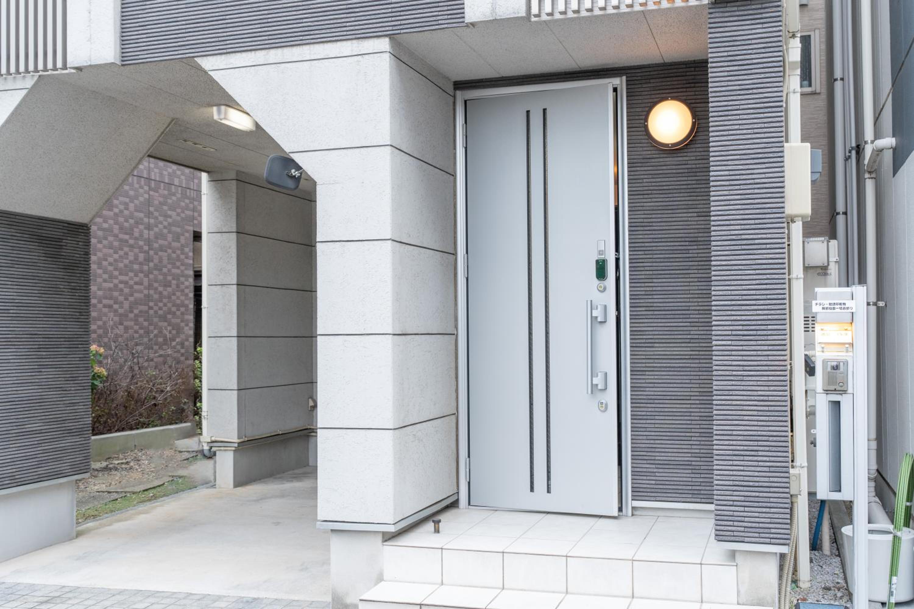 池袋徒歩11分要町駅3分 3階建て一軒家 最大8人 貸切 キッチン設備完備 寝室4つ トイレ2つ