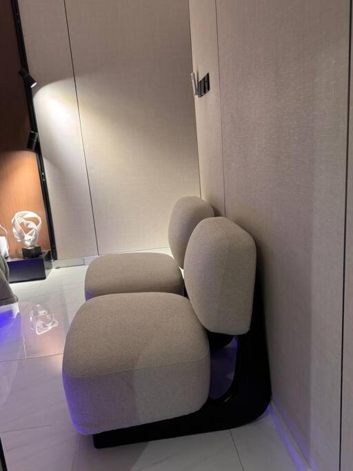 Modern studio with flying bed