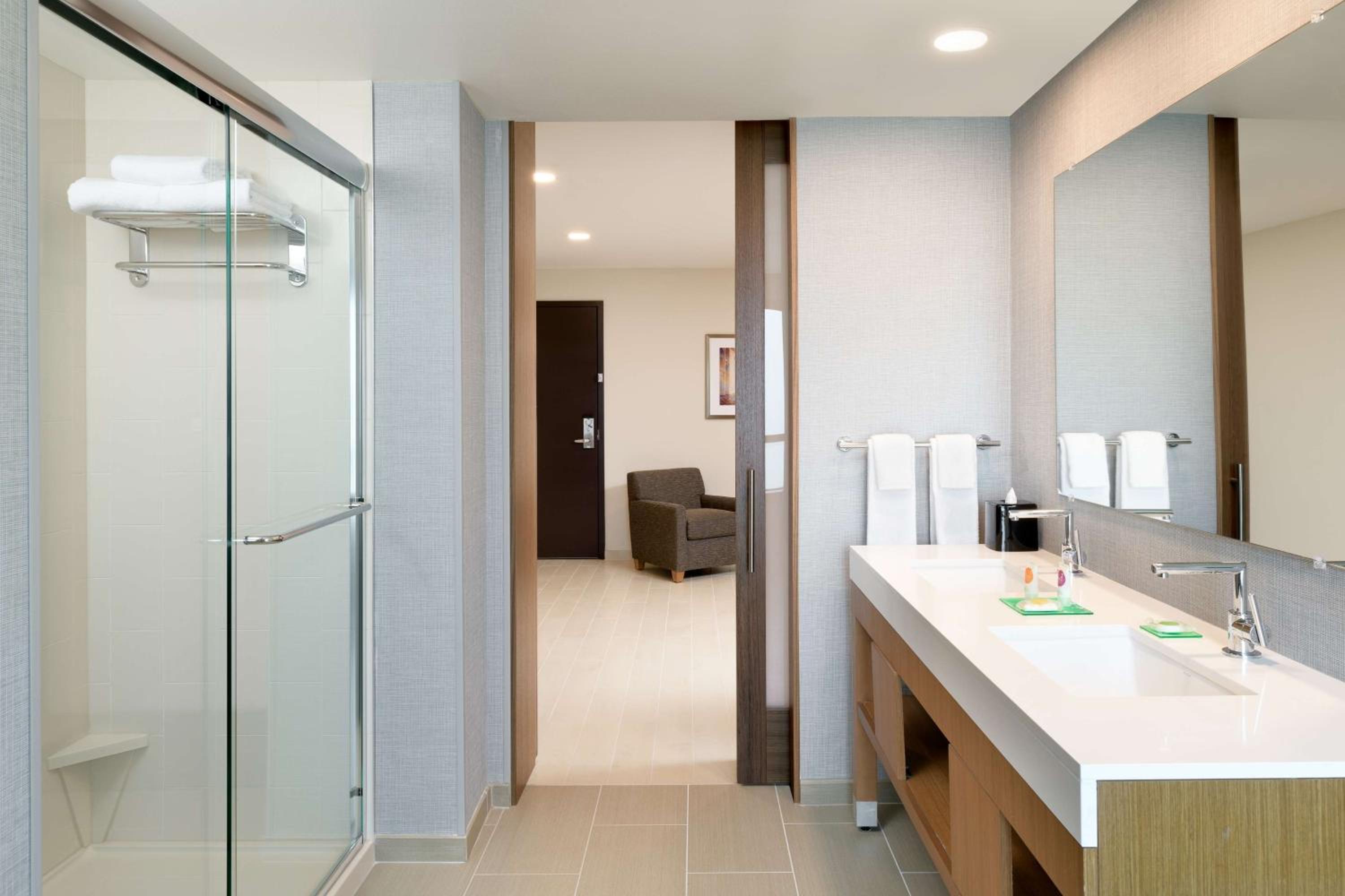 Hyatt Place Pasadena - Property Image 9