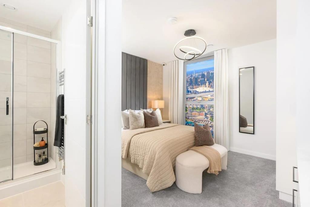 LUX 3BDR Riverside Duplex Mansionette By LCY & ExCeL I 20mins to Central London