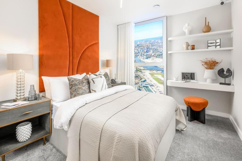 LUX 3BDR Riverside Duplex Mansionette By LCY & ExCeL I 20mins to Central London