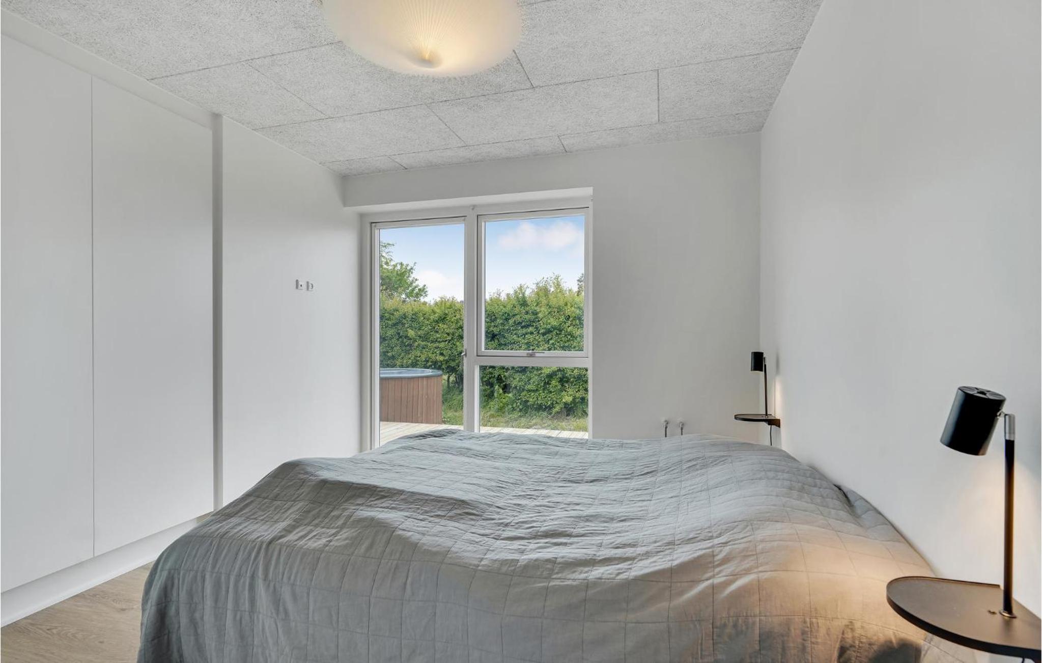 4 Bedroom Cozy Home In Rudkøbing