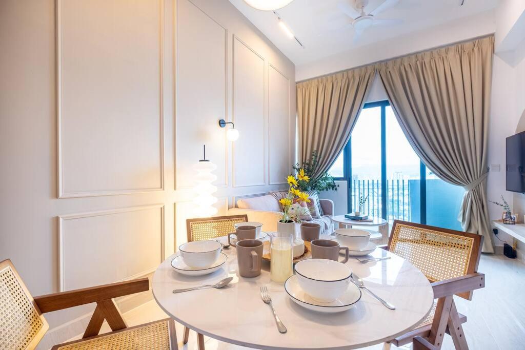 Dual-Key Apartment near Quill Mall 5min to KLCC