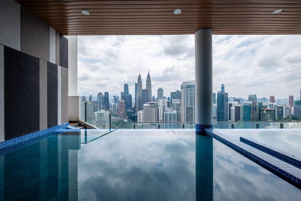 Dual-Key Apartment near Quill Mall 5min to KLCC