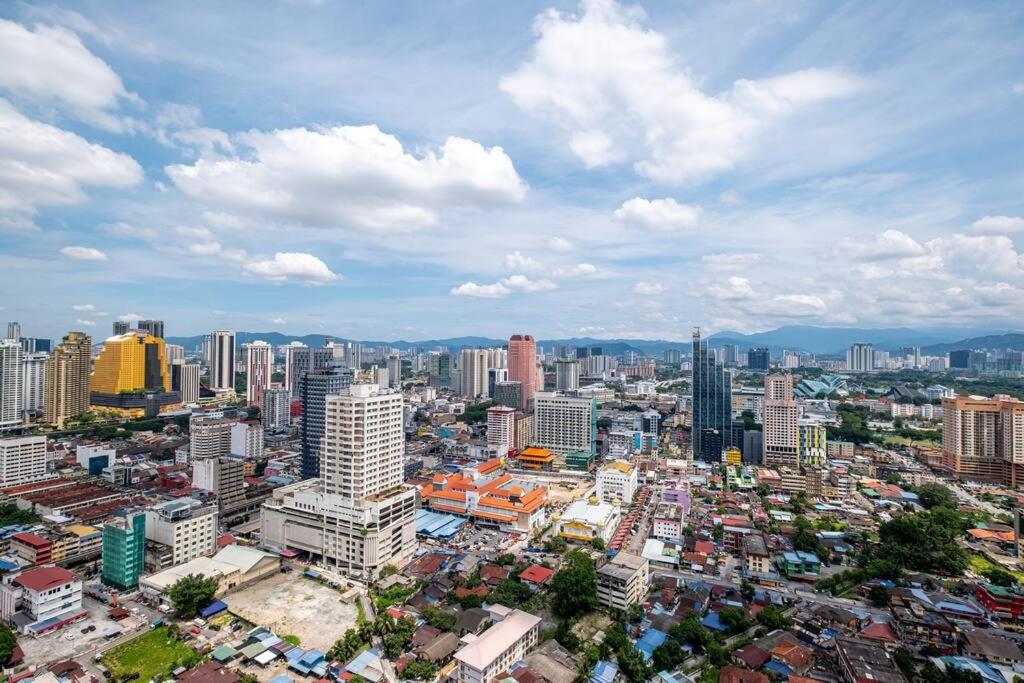 Dual-Key Apartment near Quill Mall 5min to KLCC