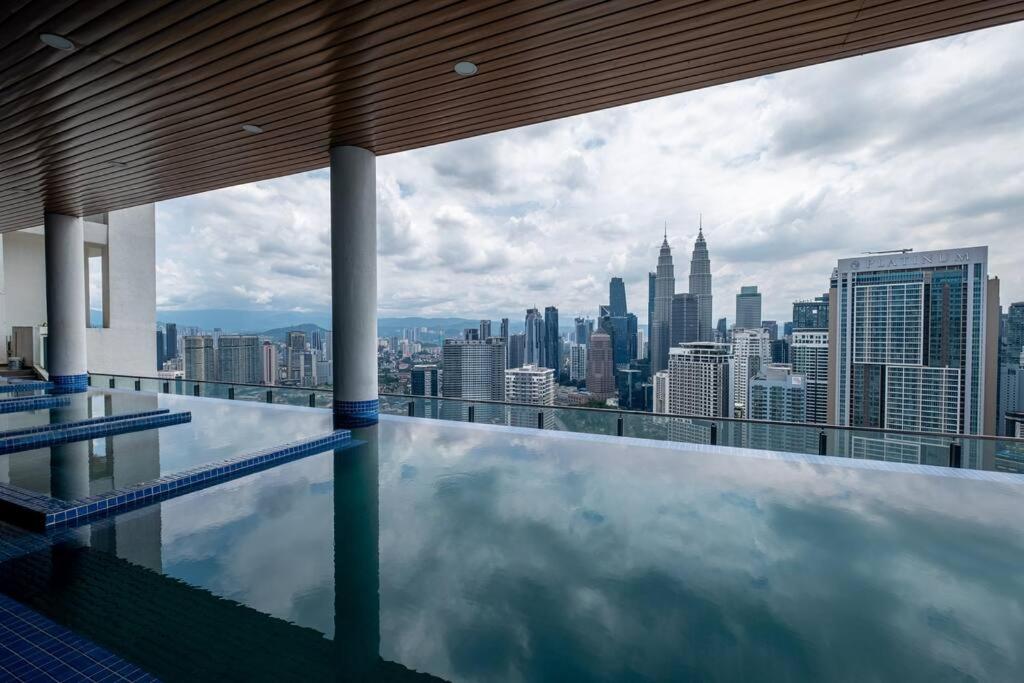 Dual-Key Apartment near Quill Mall 5min to KLCC