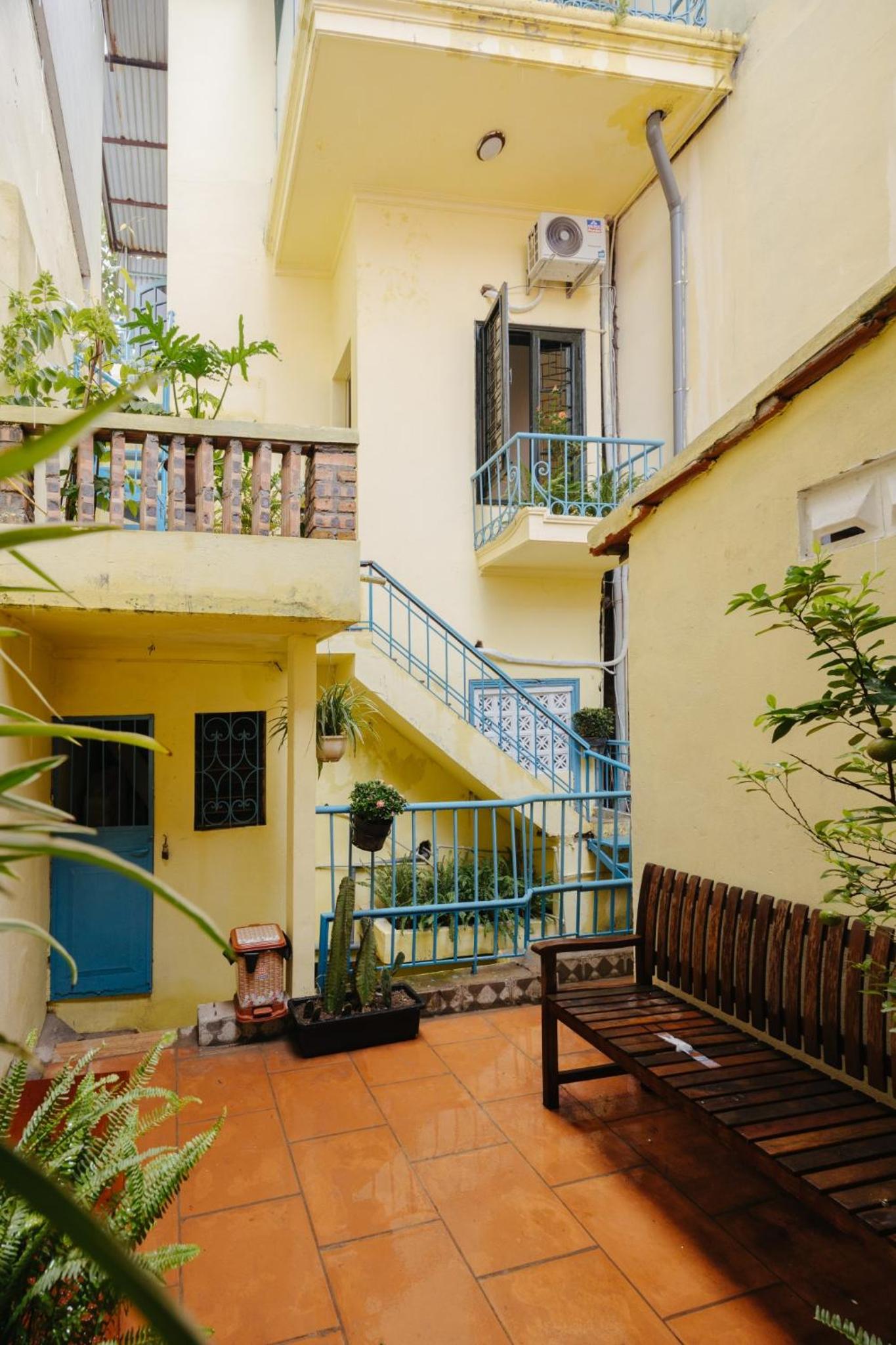 Homestay and Eggcoffee Central Hanoi Old Quarter