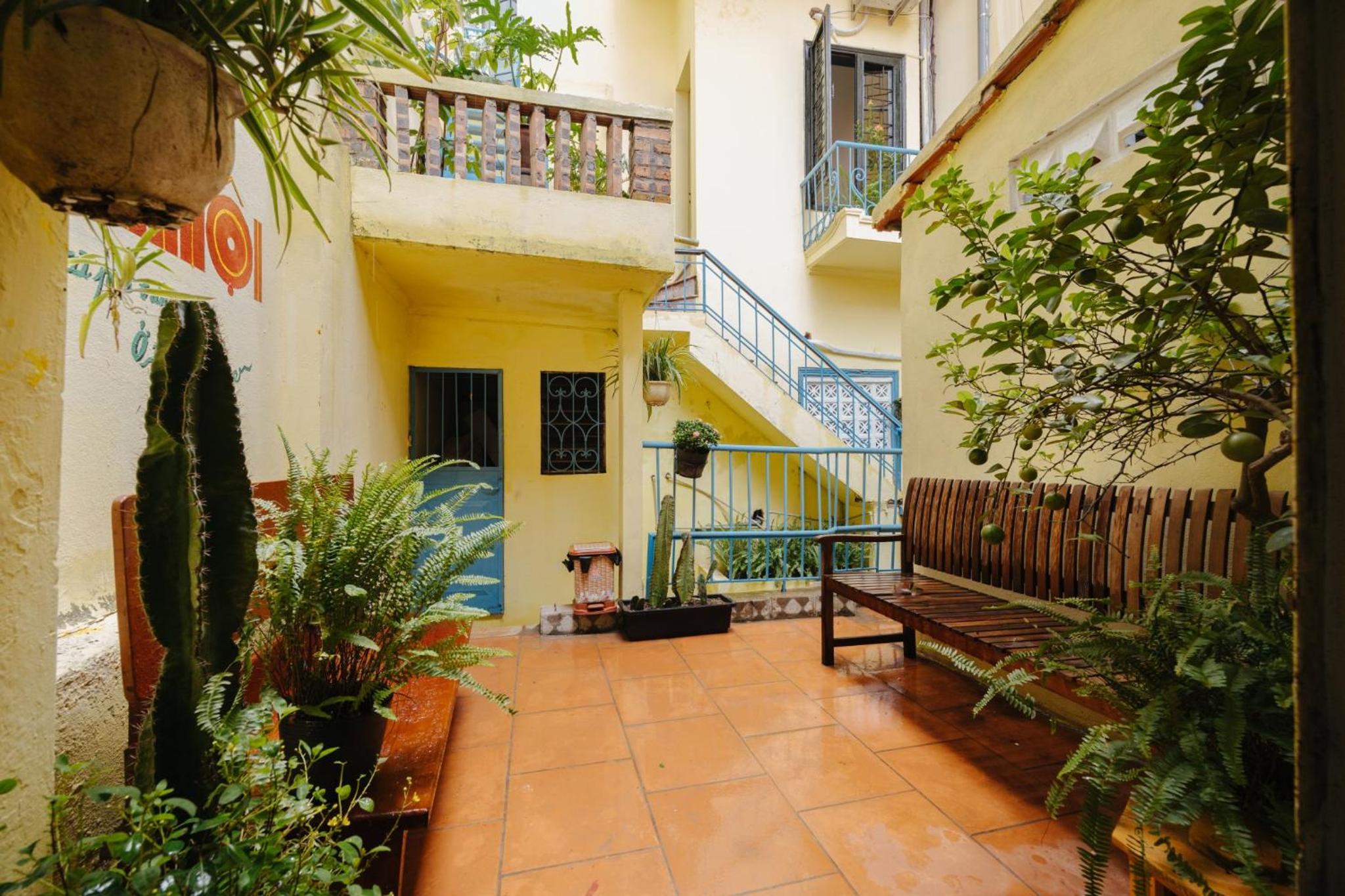 Homestay and Eggcoffee Central Hanoi Old Quarter