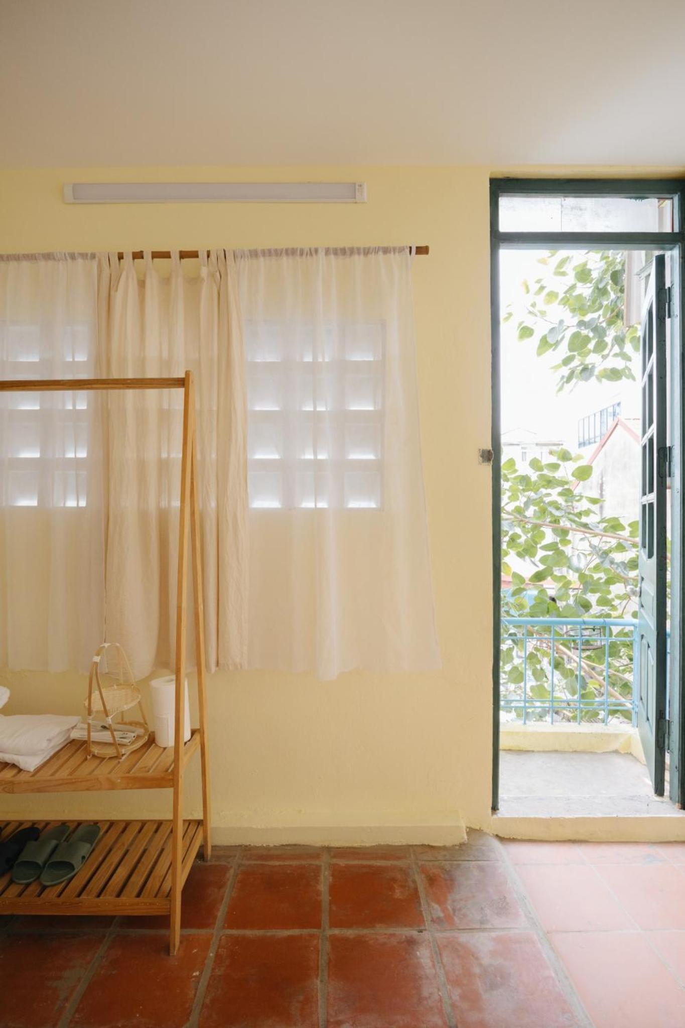 Homestay and Eggcoffee Central Hanoi Old Quarter