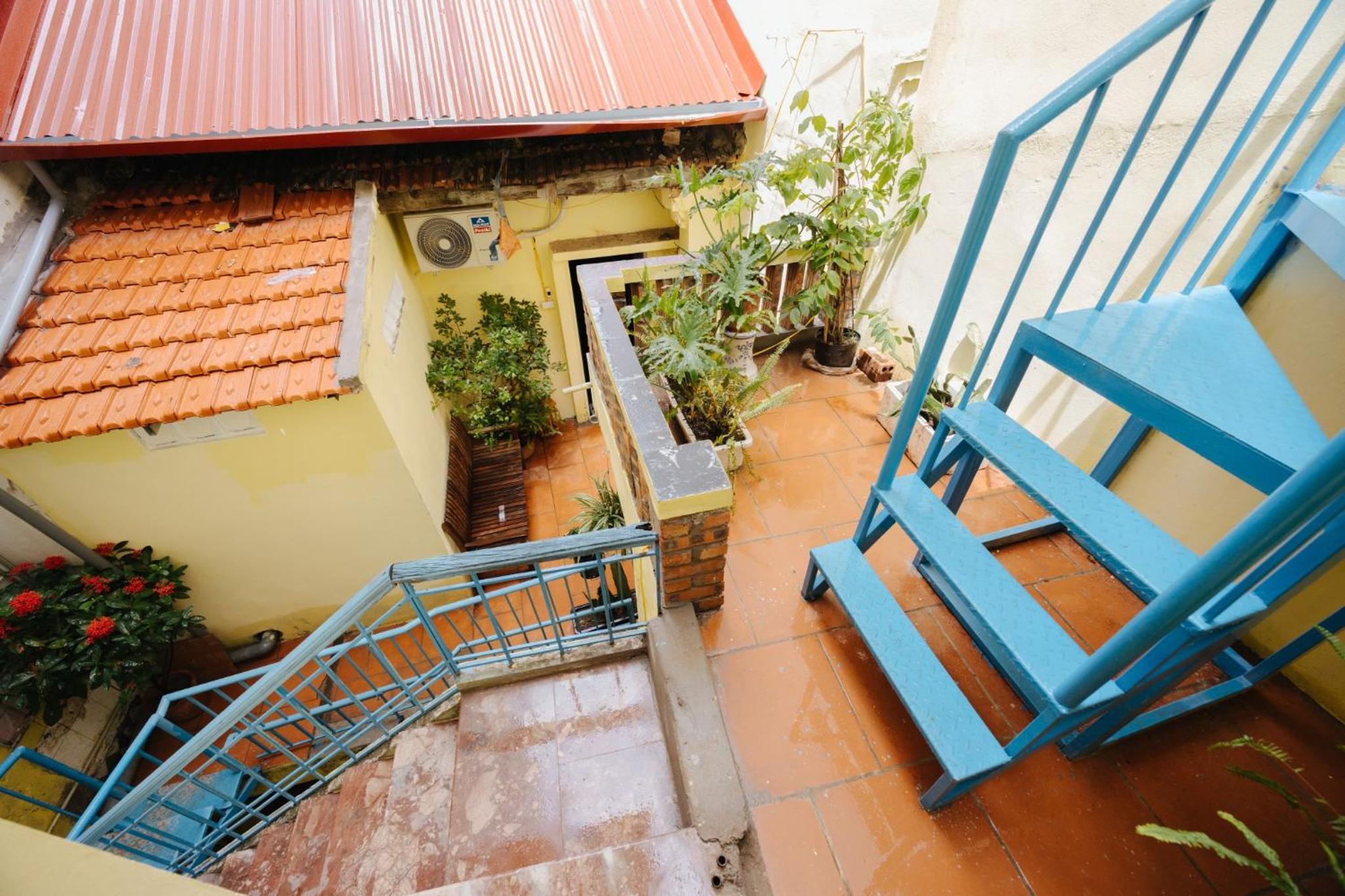 Homestay and Eggcoffee Central Hanoi Old Quarter