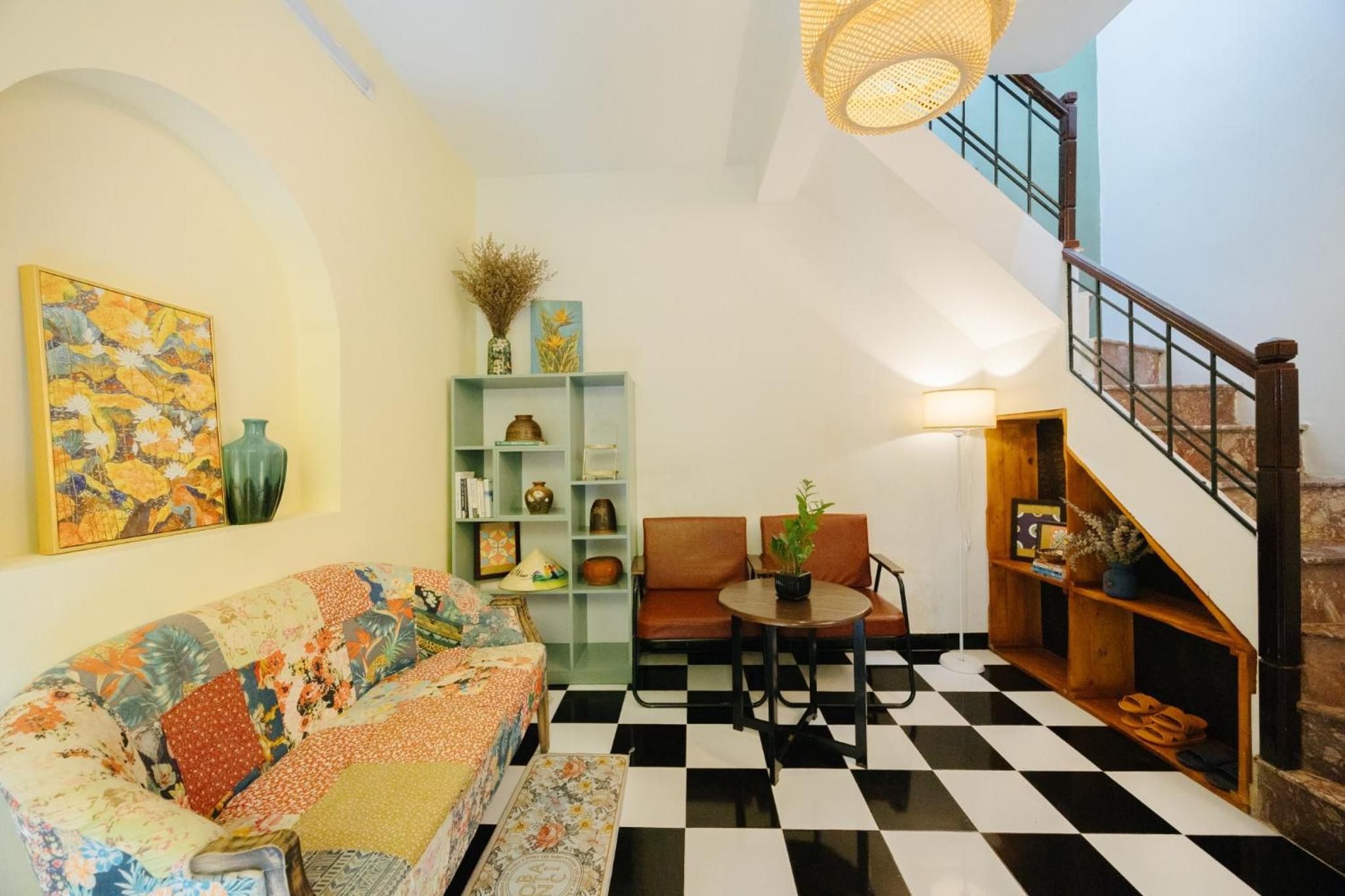 Homestay and Eggcoffee Central Hanoi Old Quarter