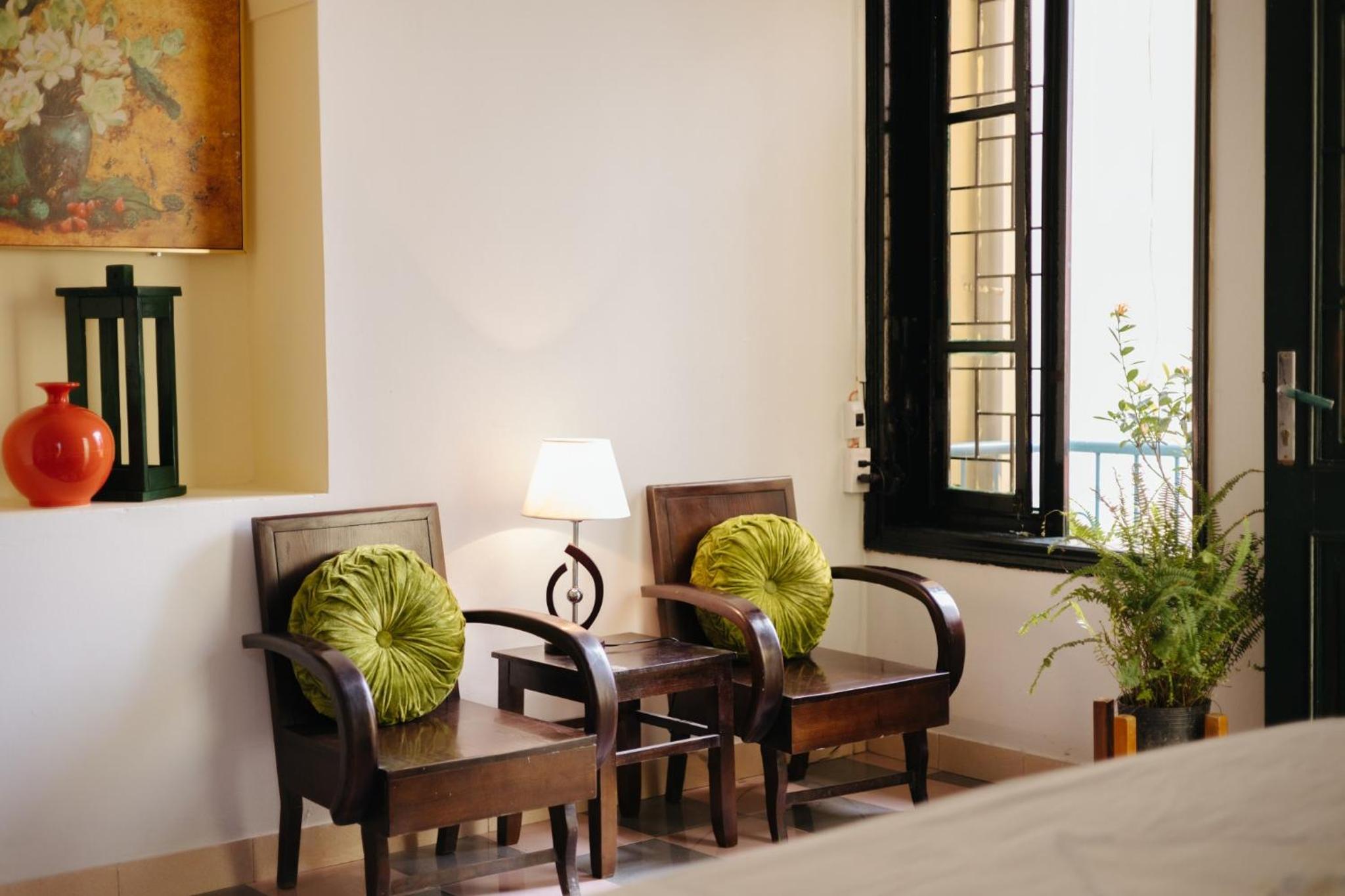 Homestay and Eggcoffee Central Hanoi Old Quarter