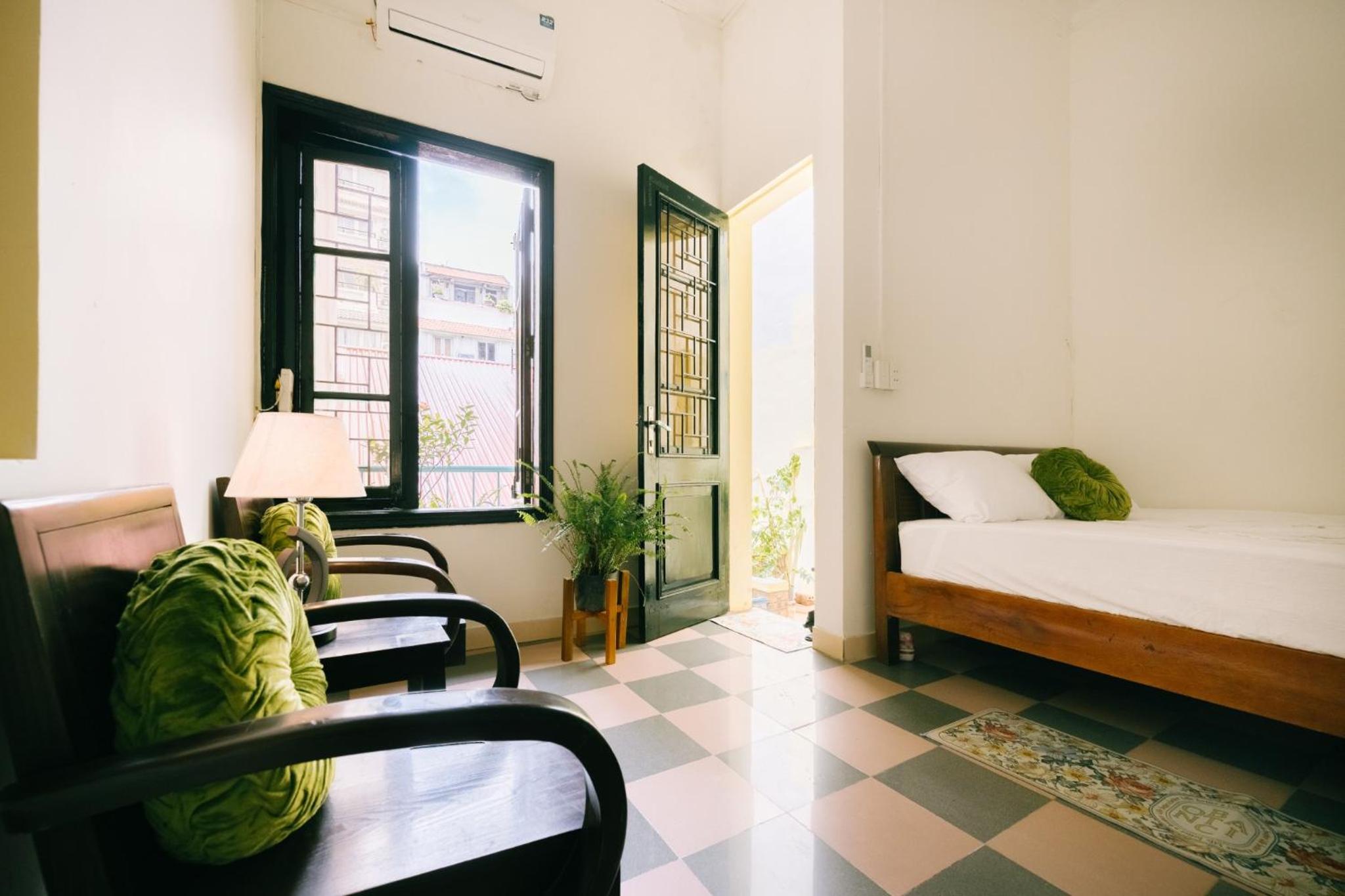 Homestay and Eggcoffee Central Hanoi Old Quarter