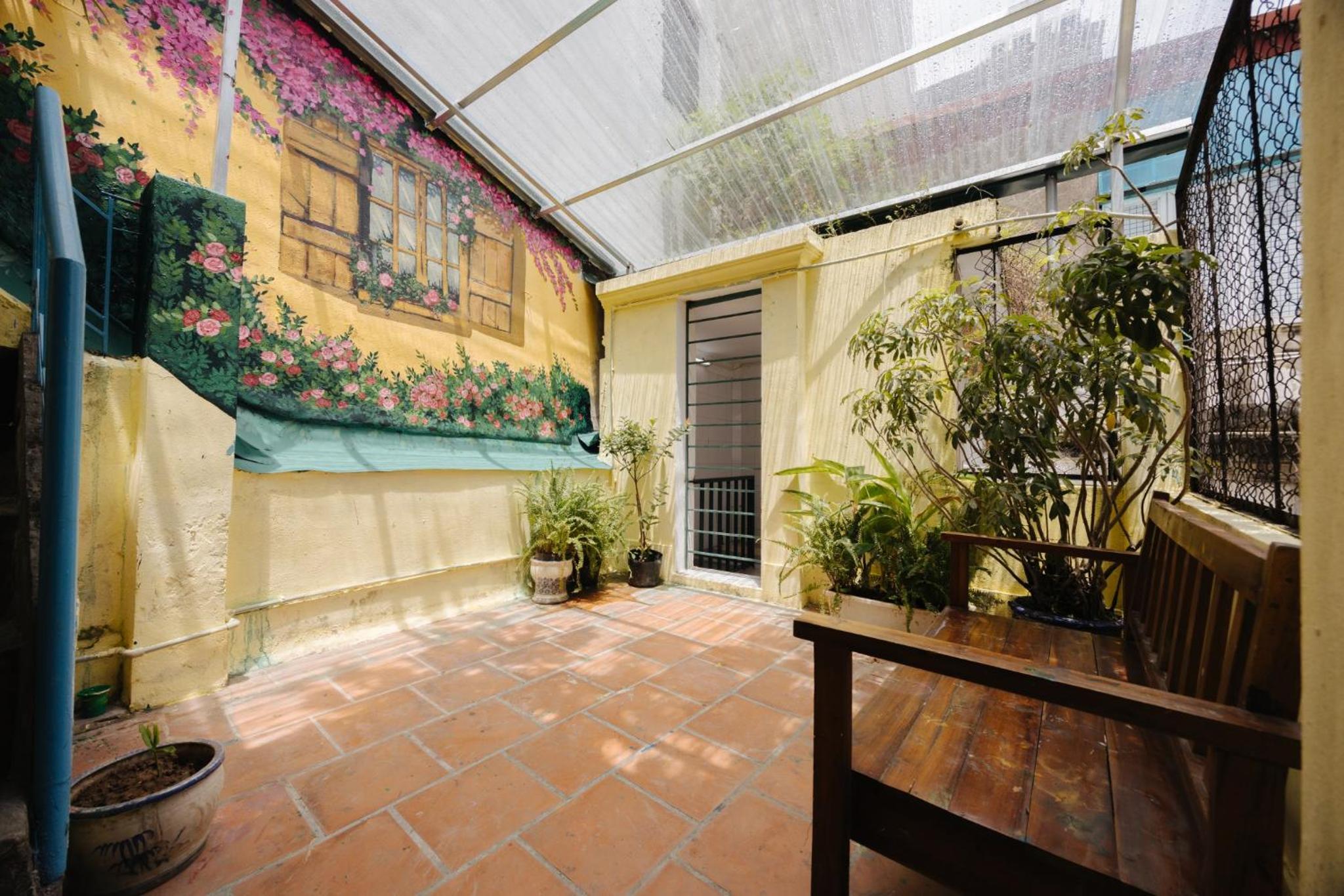 Homestay and Eggcoffee Central Hanoi Old Quarter