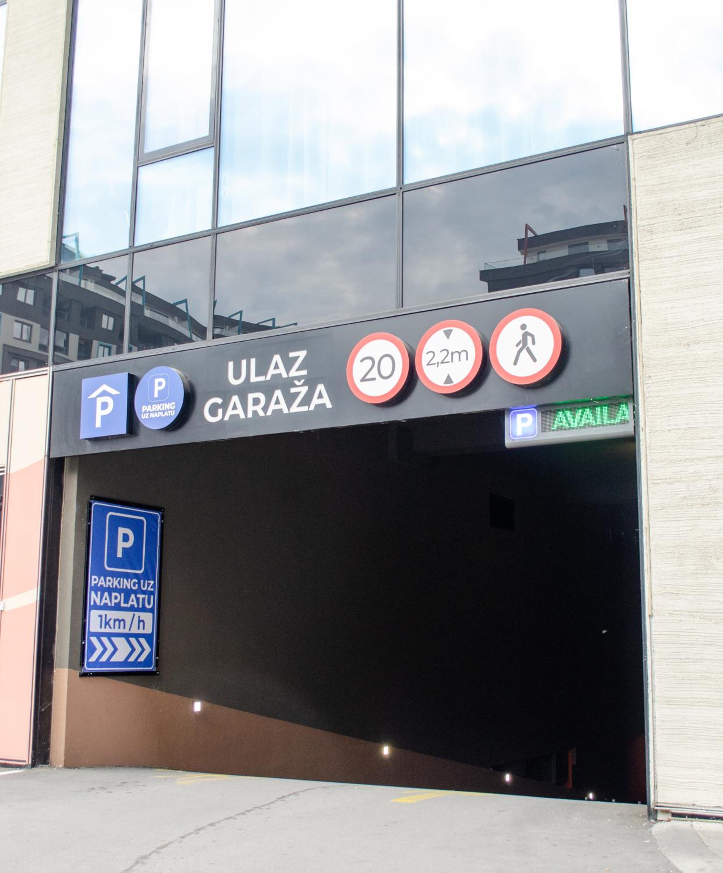 Luxury Blue Apartment Bulevar