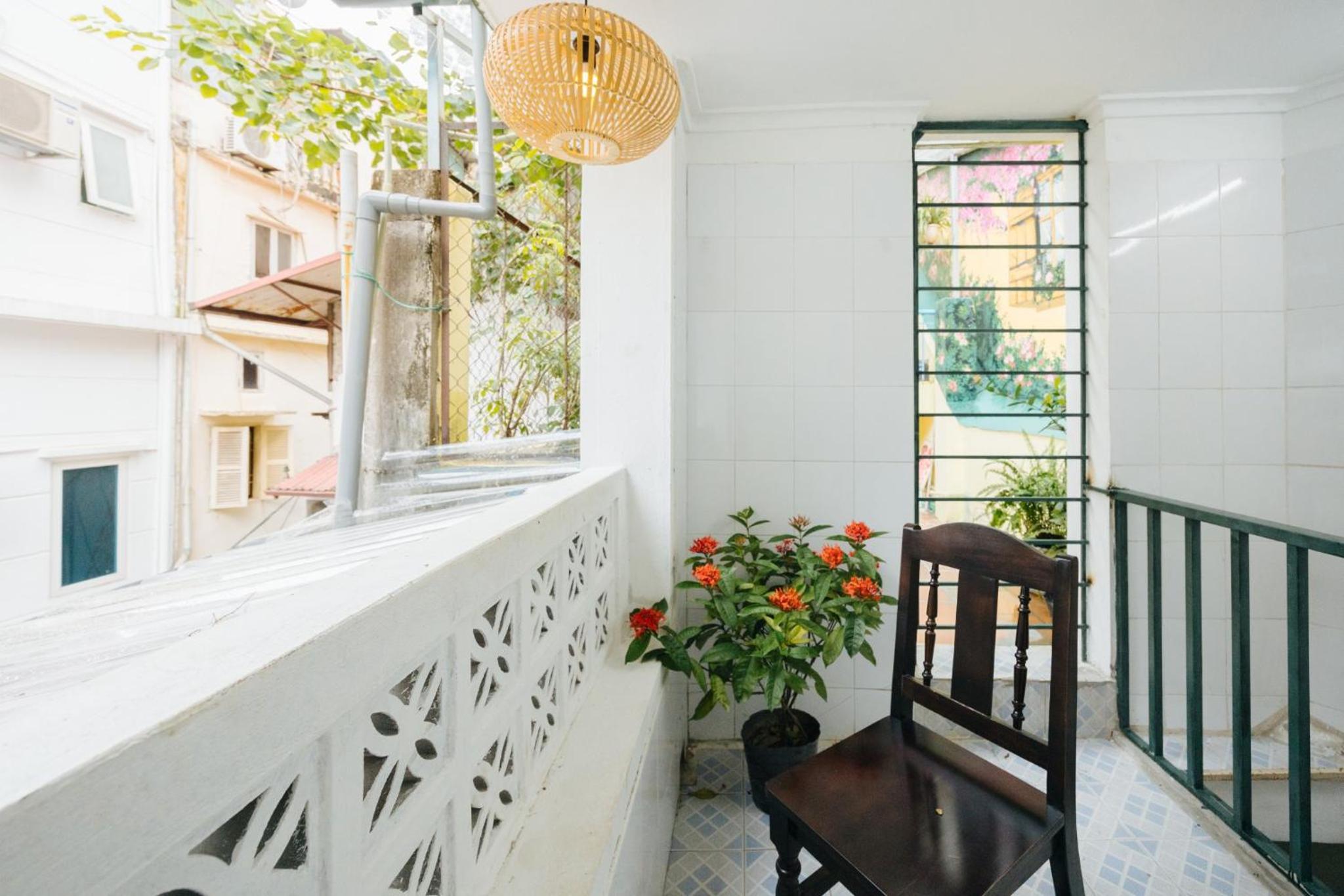 Homestay and Eggcoffee Central Hanoi Old Quarter