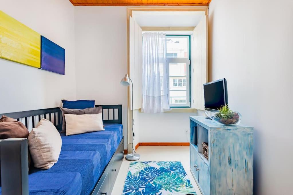 1BR Apartment - Downtown Lisbon Chiado view 5