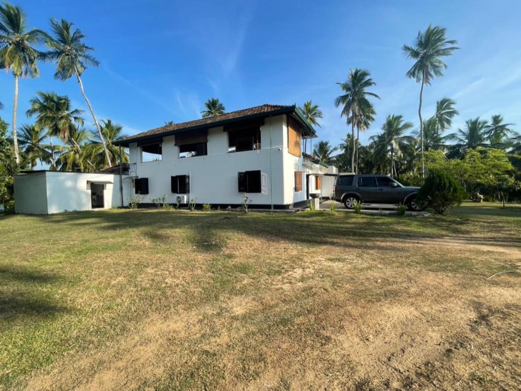 donPadris Estate Bungalow, Tangalle