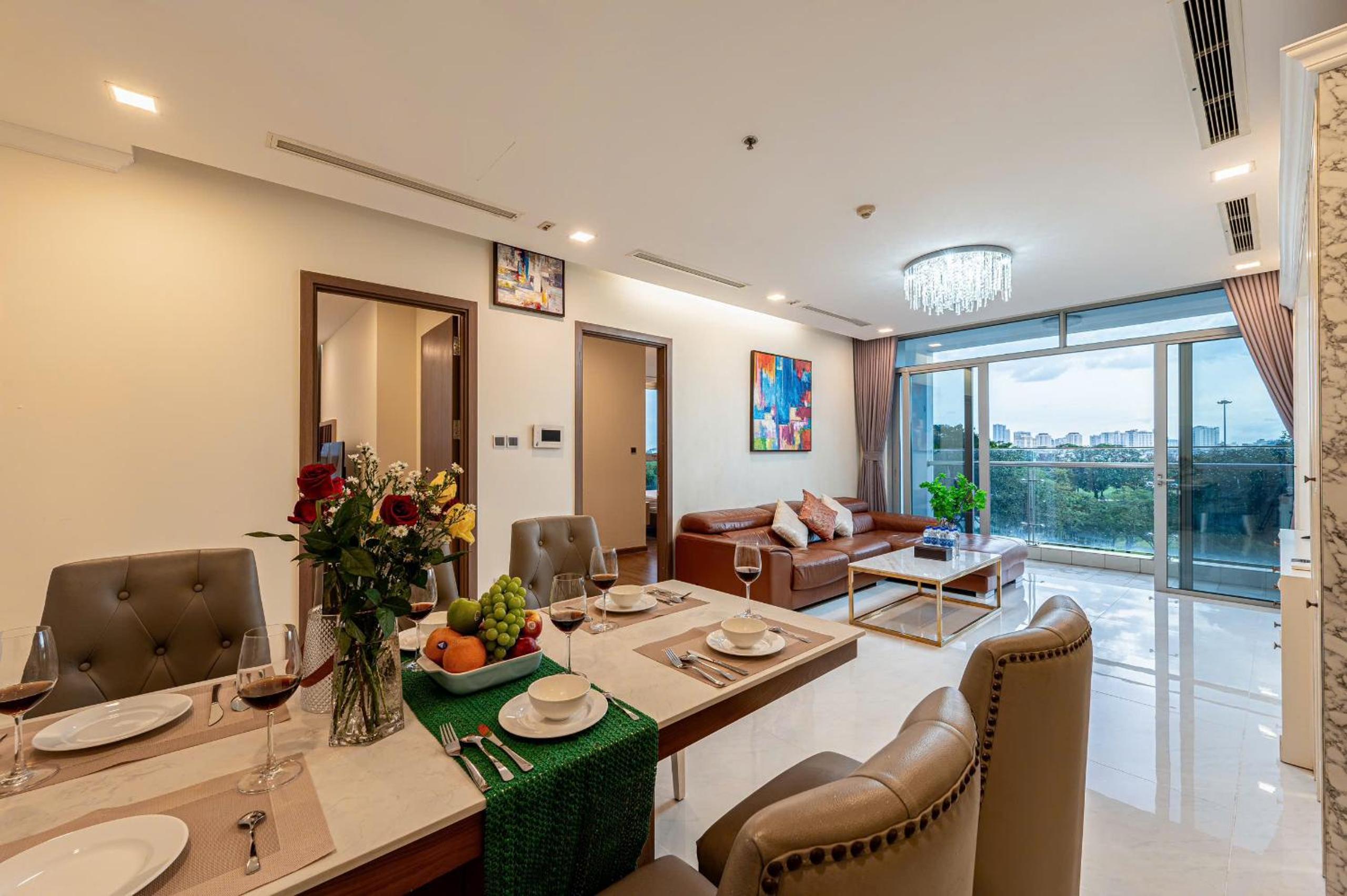 Luxury Apartment at Vinhomes Central Park