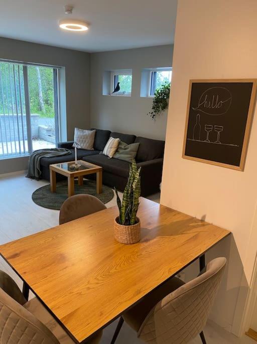 Central apartment with free parking near ski trail view 3