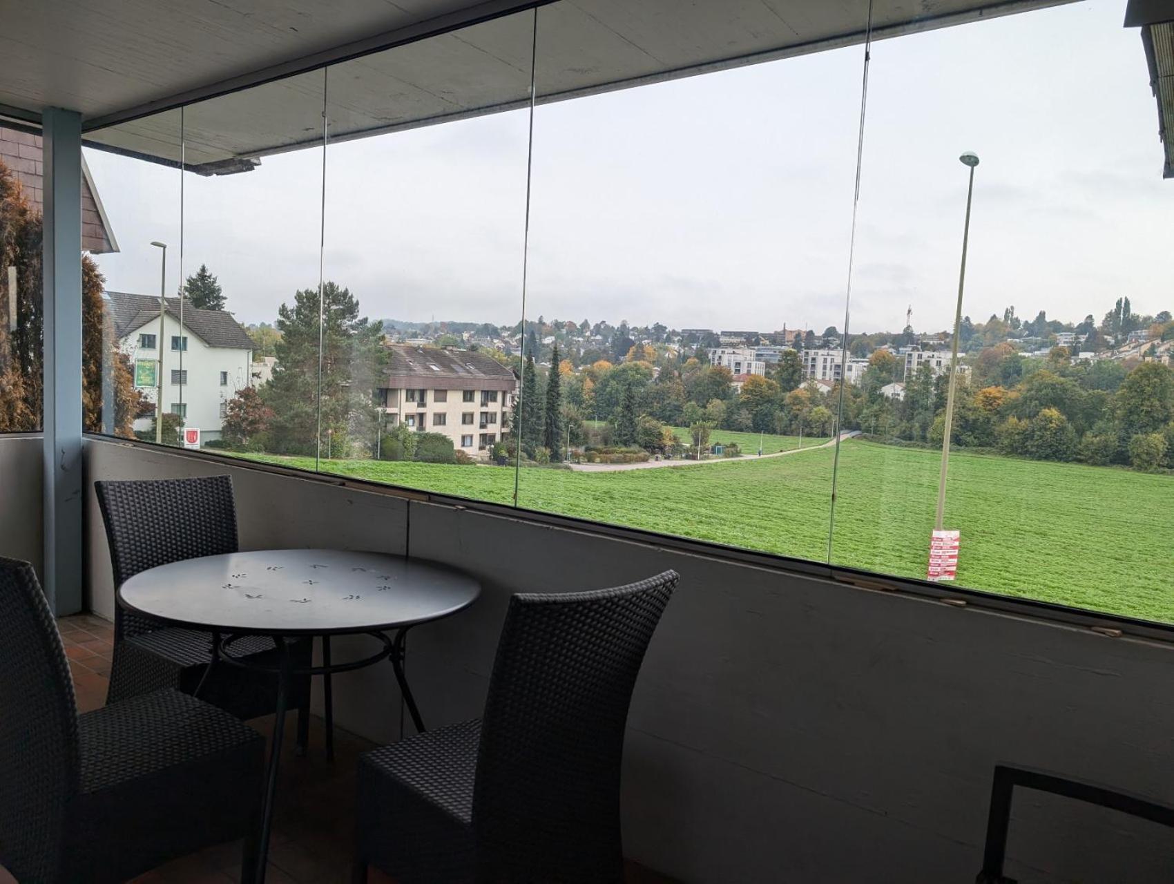 Stilvolles Privatzimmer im Einfamilienhaus nahe Basel