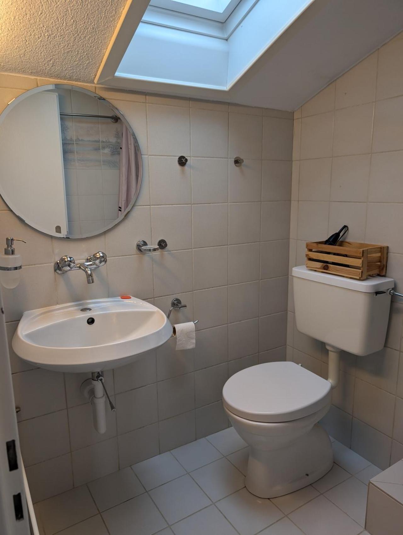 Stilvolles Privatzimmer im Einfamilienhaus nahe Basel
