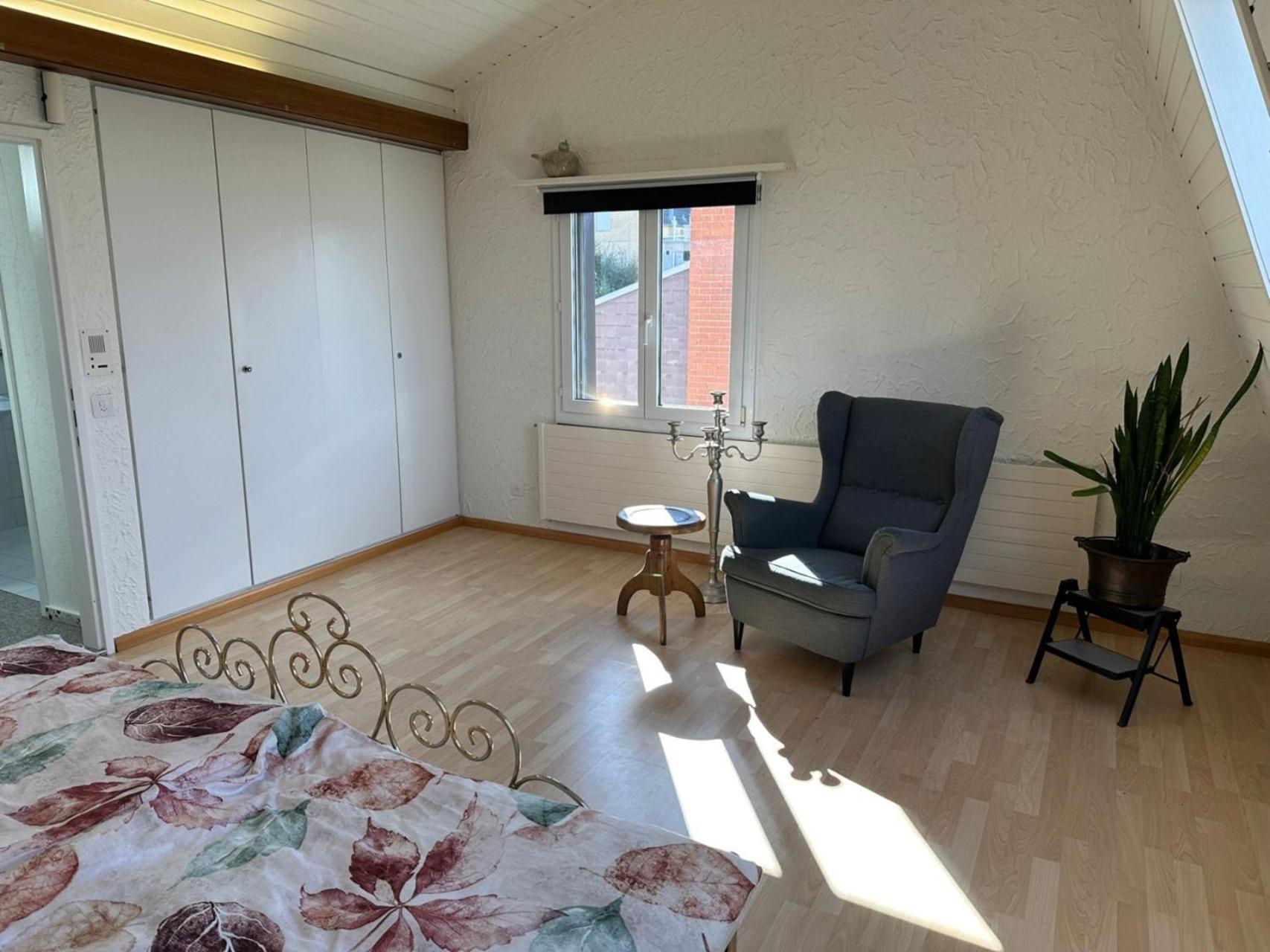 Stilvolles Privatzimmer im Einfamilienhaus nahe Basel