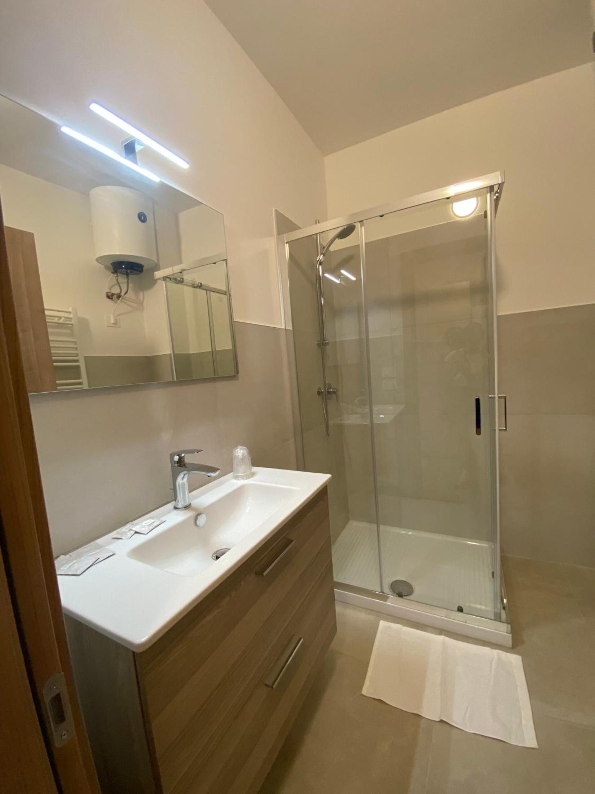 Residence Montefeltro Pesaro - Il Lupo Affitta