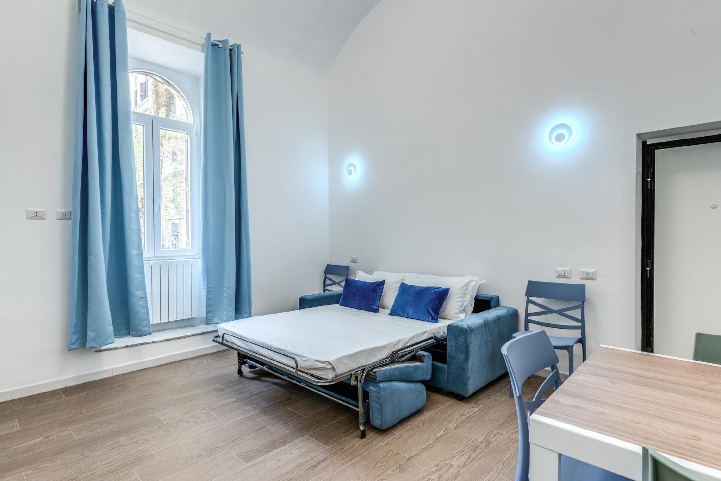 Domus Alessandro City Apartment