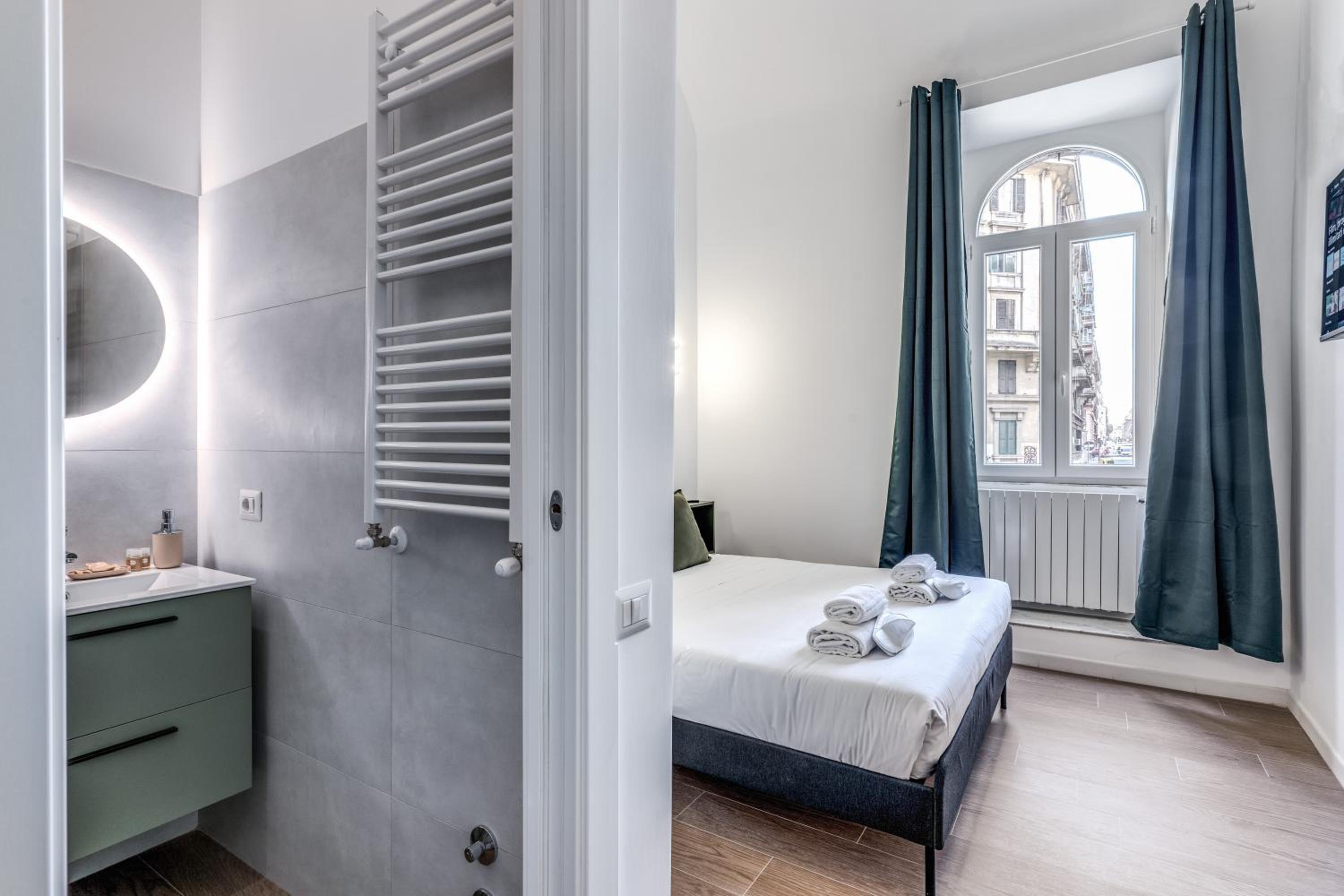 Domus Alessandro City Apartment