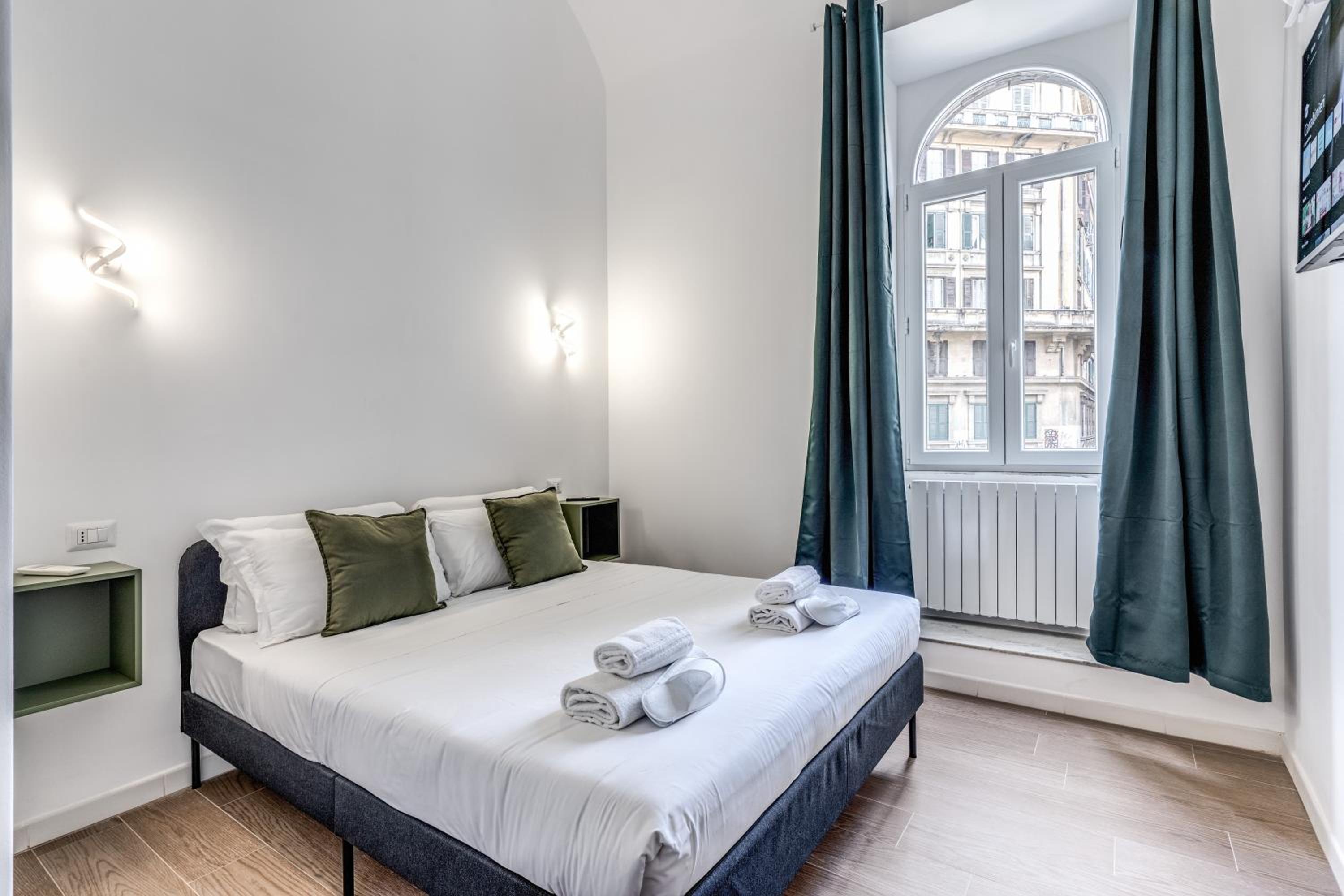 Domus Alessandro City Apartment