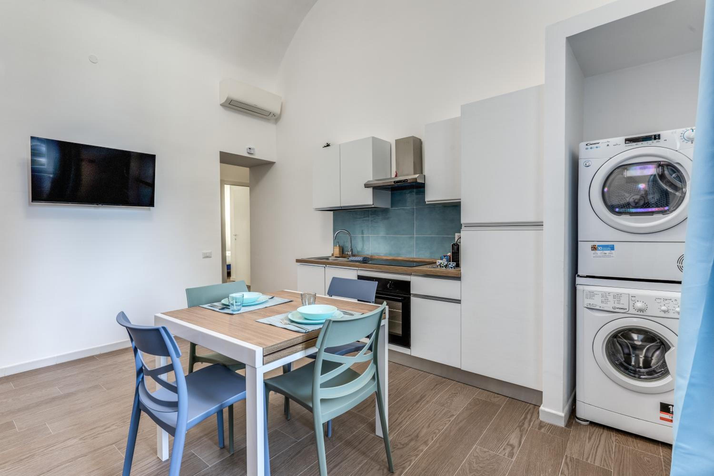 Domus Alessandro City Apartment