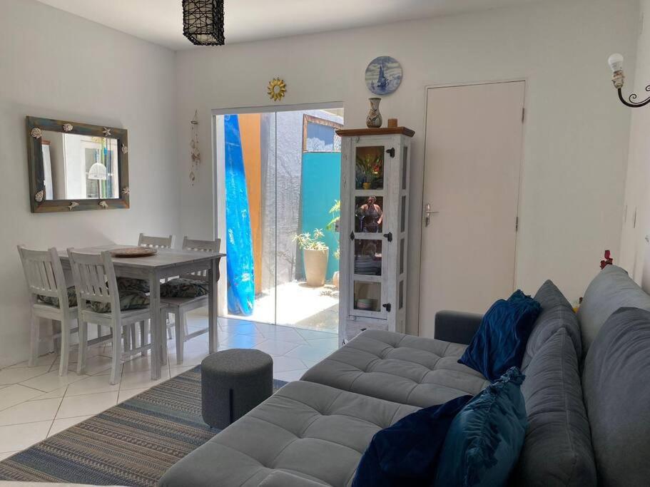 Casinha Charmosa em Camburizinho a 250m da Praia
