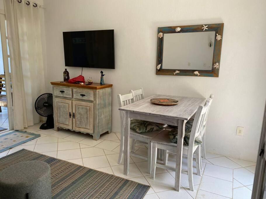 Casinha Charmosa em Camburizinho a 250m da Praia