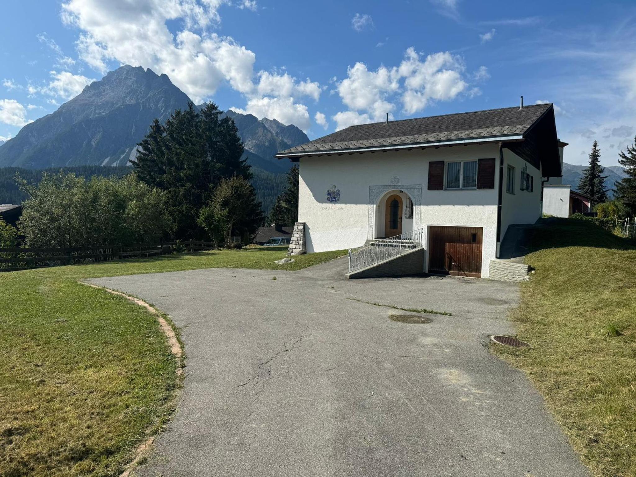 Exklusives Berg-Bijou mit Bergblick mit privaten Wellnessbereich Hot Tube und Sauna -Hunde herzlich Willkommen mit eingezäunten Grundstück