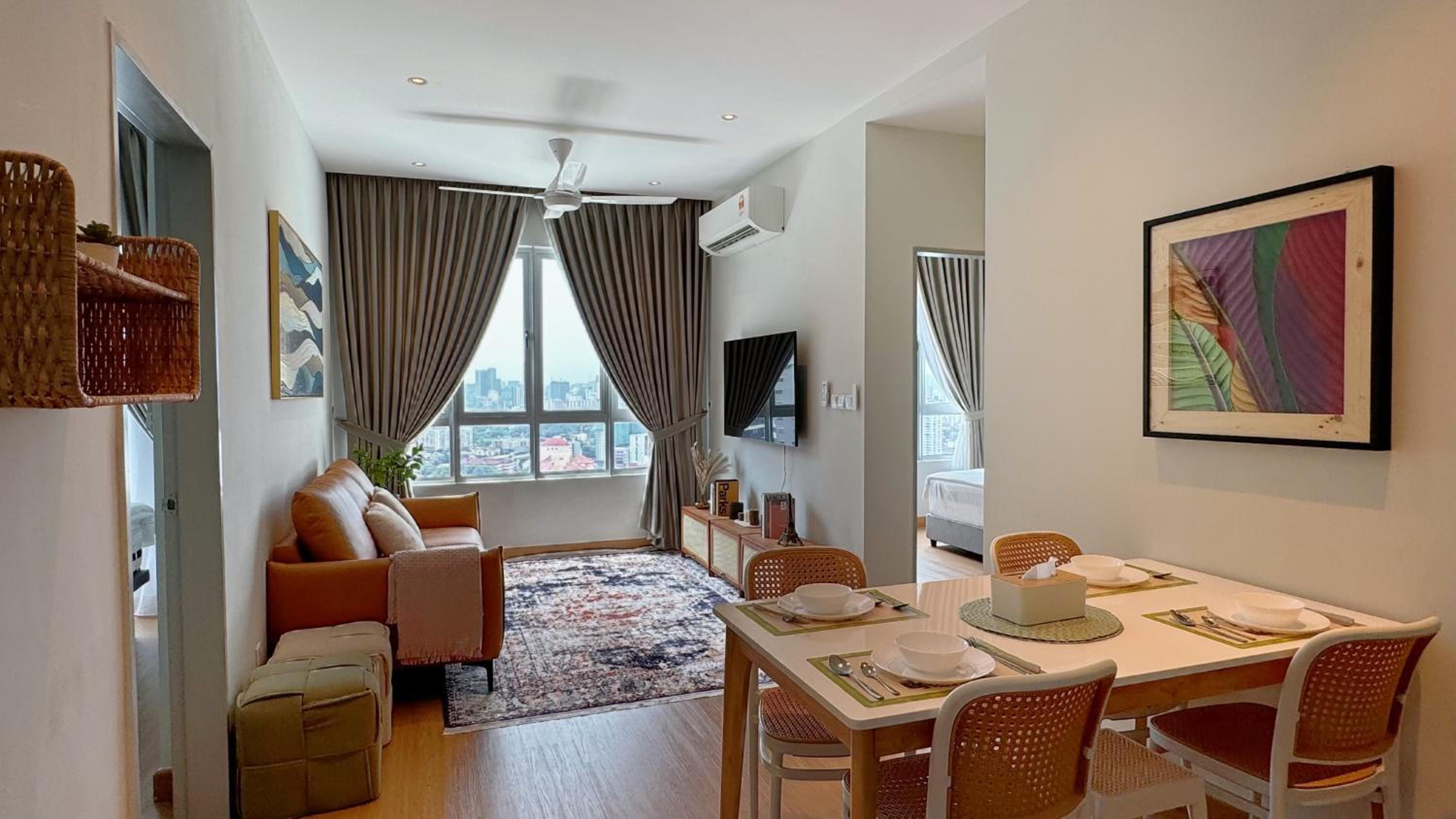 MH Platinum 2 Blissful Fully Aircon SUITE