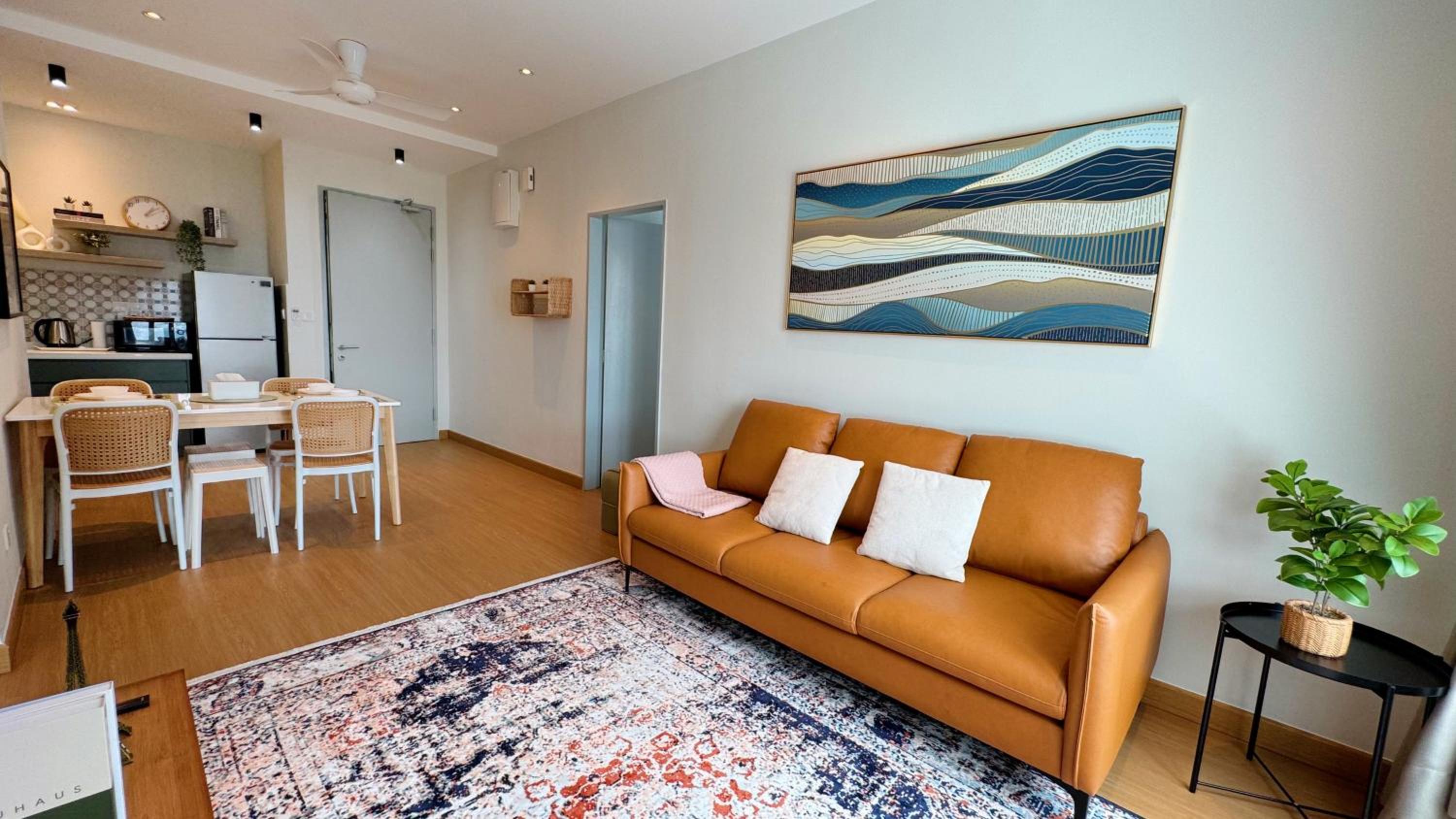 MH Platinum 2 Blissful Fully Aircon SUITE